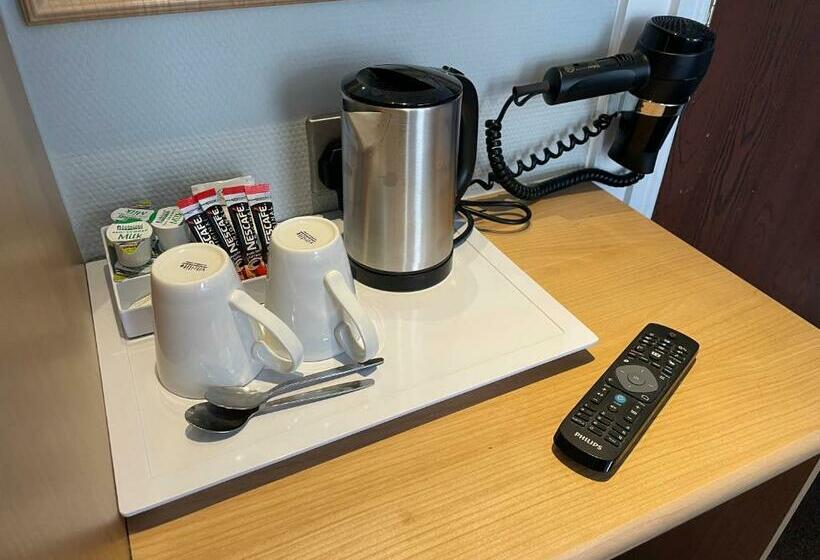 스탠다드 룸, The George