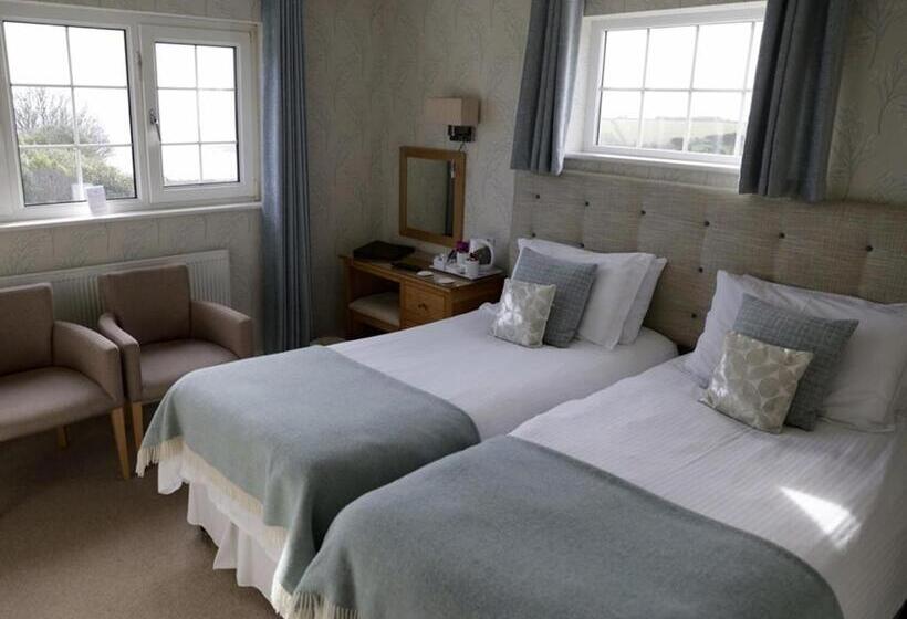 Superior Room Sea View, Trelawne