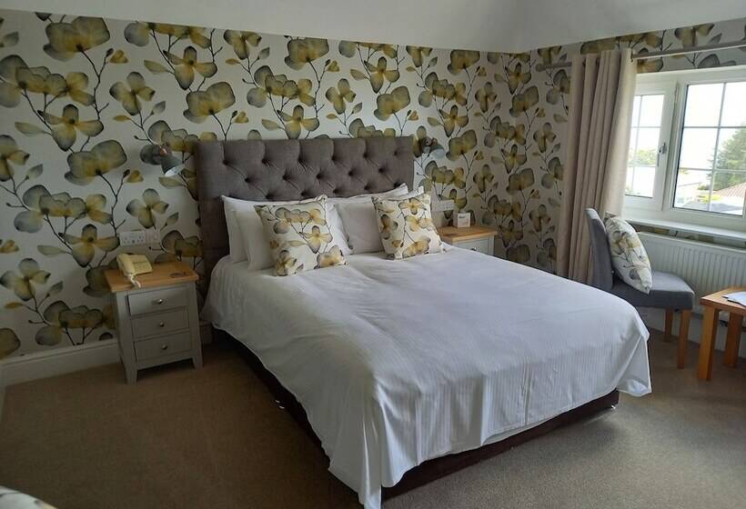 Superior Room Sea View, Trelawne