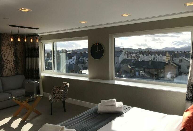 Президентский Люкс, Tynedale