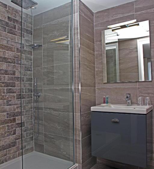 Полулюкс, Tynedale