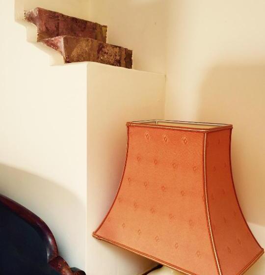 标准间, Walter De Cantelupe Inn