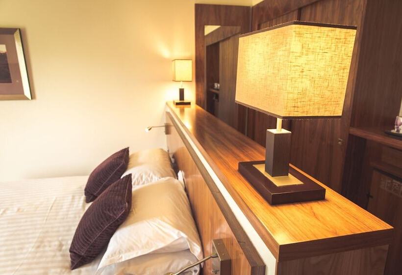 Номер Deluxe, Lanhydrock Hotel & Golf Club