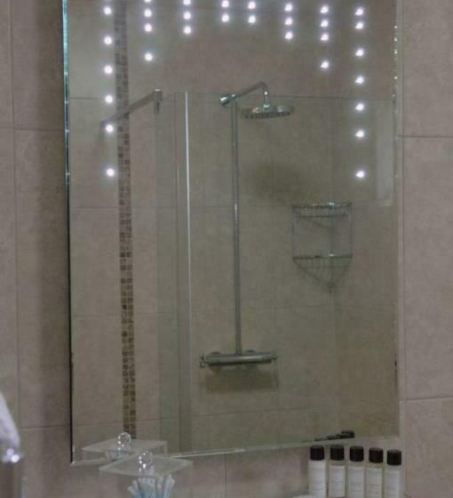 带大床的套房, Penbontbren Luxury Bed And Breakfast