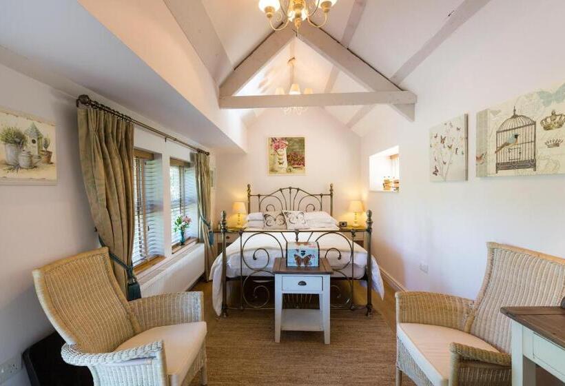 带大床的套房, Penbontbren Luxury Bed And Breakfast