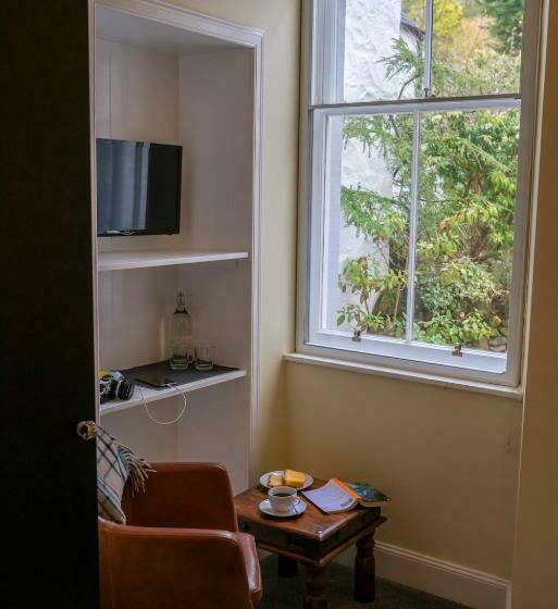 اتاق استاندارد, Queensberry House B&b