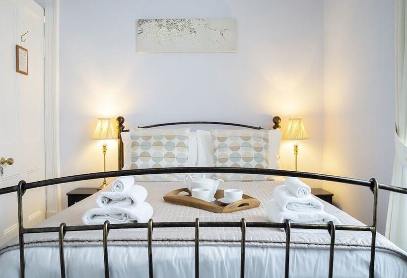 اتاق استاندارد, Queensberry House B&b