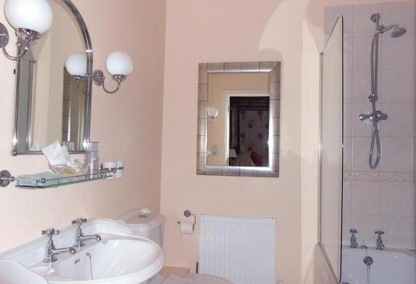 חדר סופריור עם מיטת קינג, The Forest Country House B&b