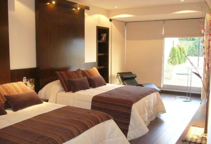 جناح جونيور, 646 Hotel Balcarce