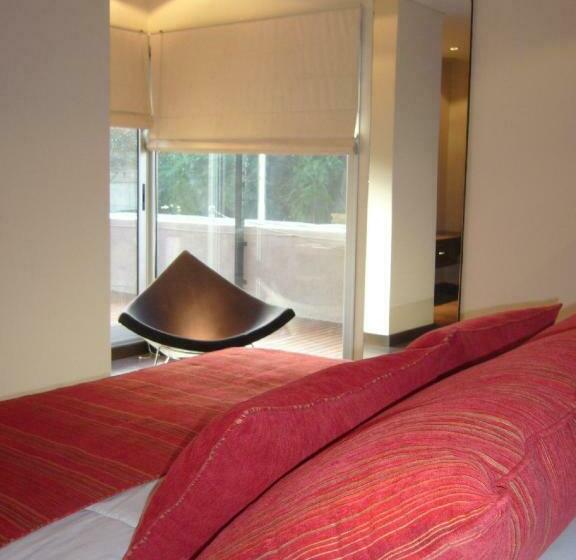 Полулюкс, 646 Hotel Balcarce