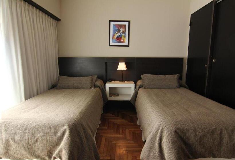 غرفة قياسية, 646 Hotel Balcarce