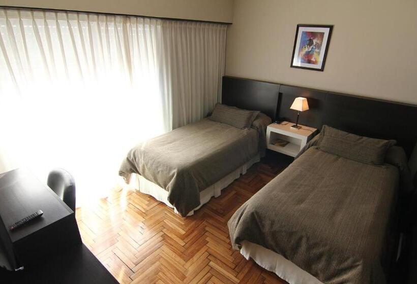 غرفة قياسية, 646 Hotel Balcarce