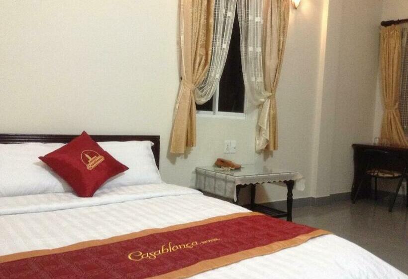 اتاق لوکس, Casablanca