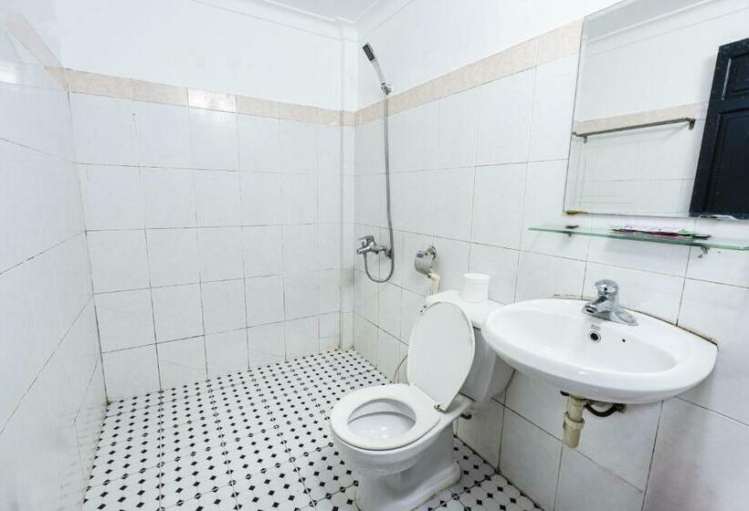 اتاق لوکس, Casablanca