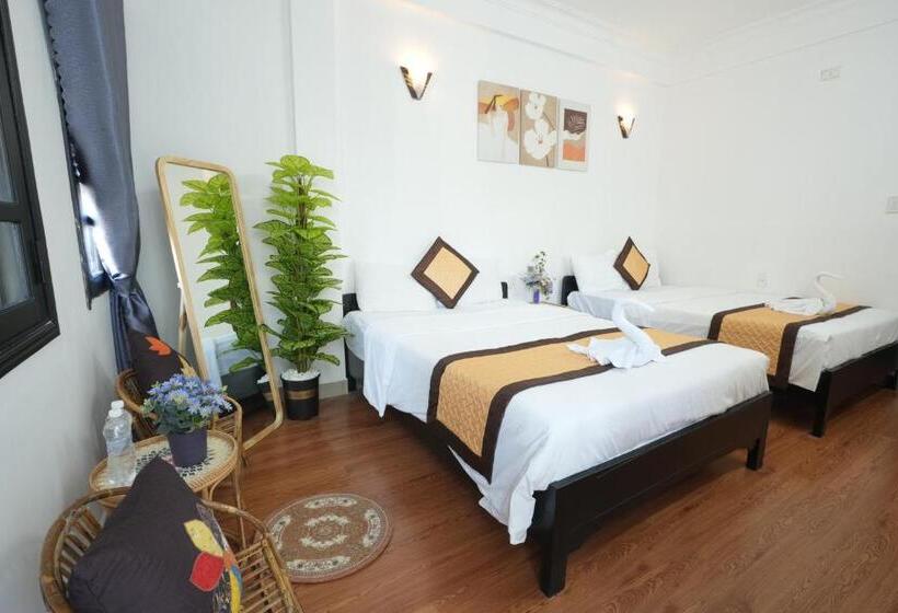 اتاق لوکس خانوادگی, Casablanca