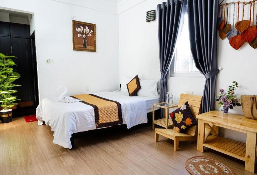 اتاق لوکس, Casablanca