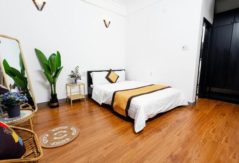 اتاق لوکس, Casablanca