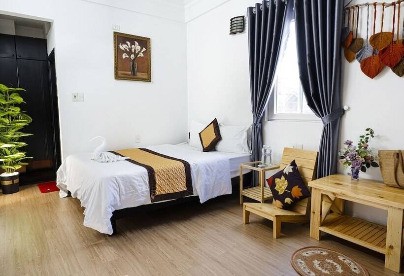 اتاق لوکس, Casablanca