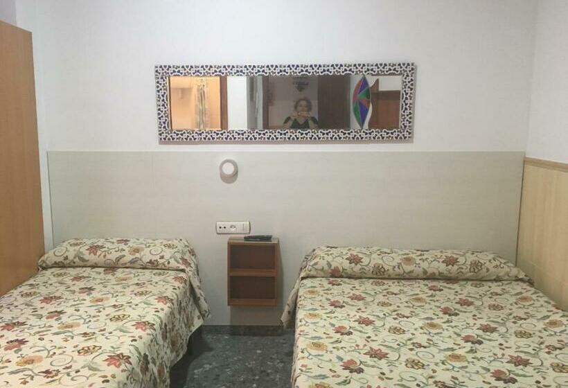 Chambre Standard, Pensión El Hidalgo