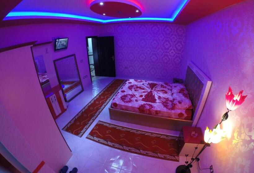 Quarto Familiar, Buza