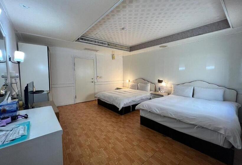 اتاق استاندارد چهار تخته, Dajenshan