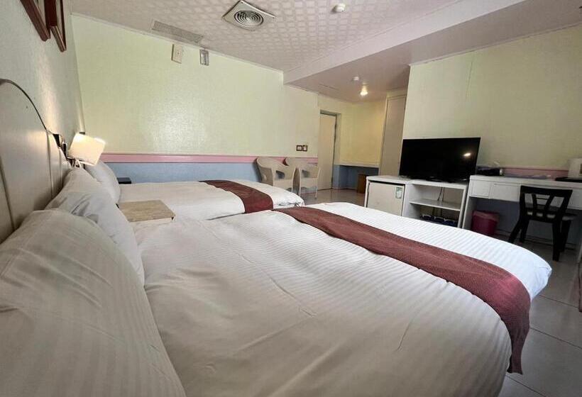 اتاق استاندارد چهار تخته, Dajenshan