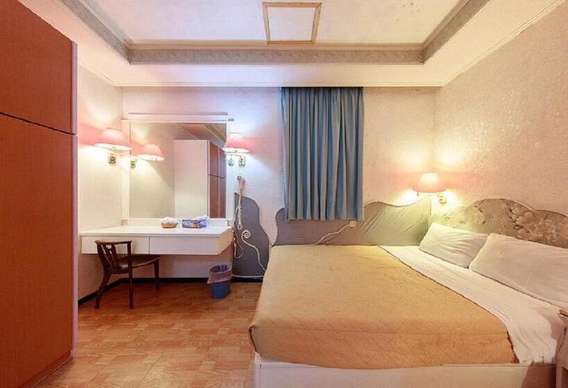 اتاق استاندارد سه نفره, Dajenshan