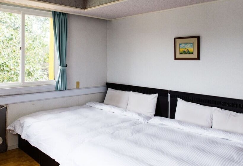 اتاق استاندارد چهار تخته, Dajenshan