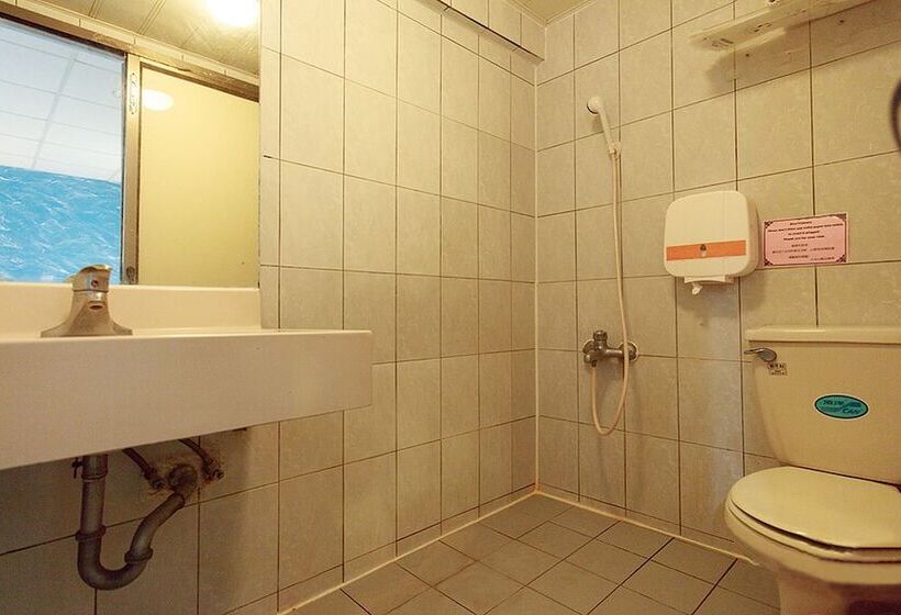 اتاق استاندارد چهار تخته, Dajenshan