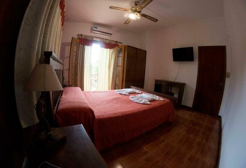 4인용 스탠다드 룸, Gloria