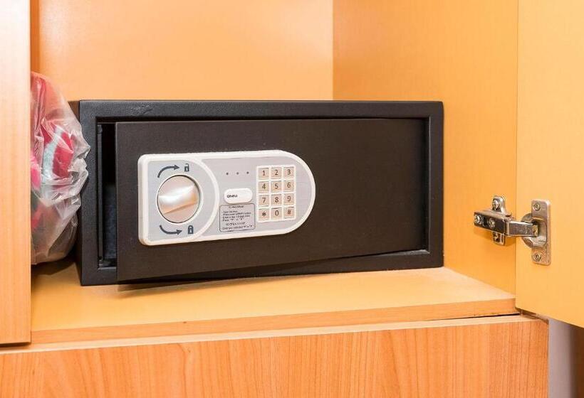 Quarto Triplo Estandar, Hostal San Francisco