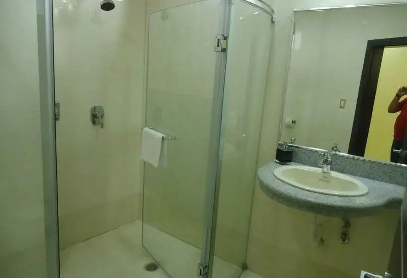 Deluxe Familienzimmer, Joya De La Selva