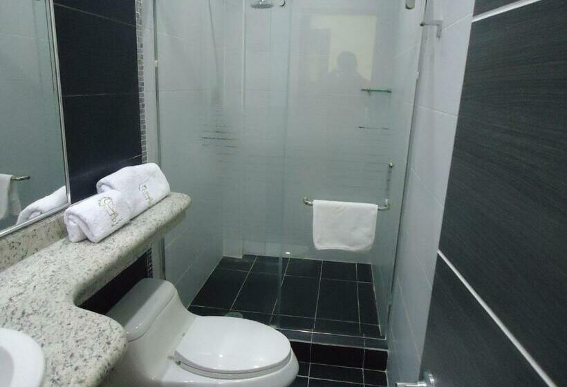 디럭스 룸, Joya De La Selva