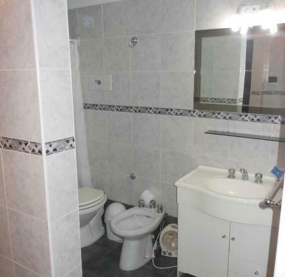 اتاق سوپریور, Los Angeles