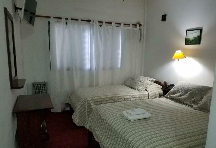 اتاق استاندارد سه نفره, Los Angeles