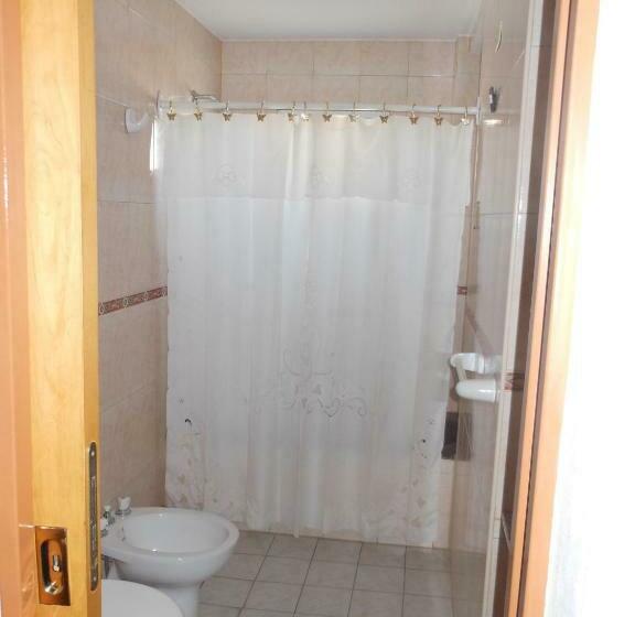 اتاق استاندارد چهار تخته, Los Angeles