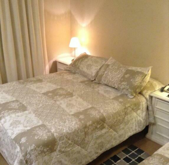 غرفة قياسية ثلاثية, Los Monjes