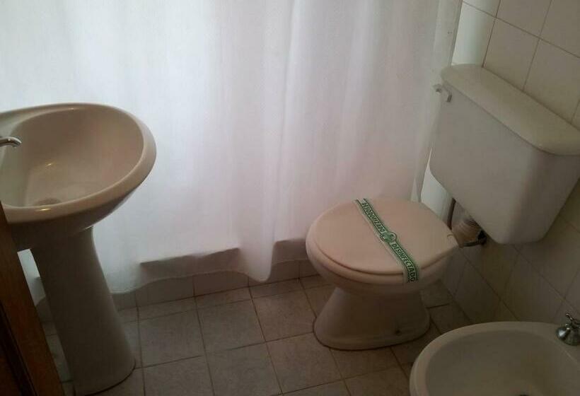 スタンダードルーム, Meson