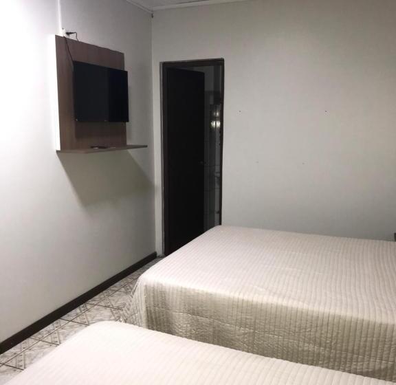 חדר קלאסי לארבעה, Mola