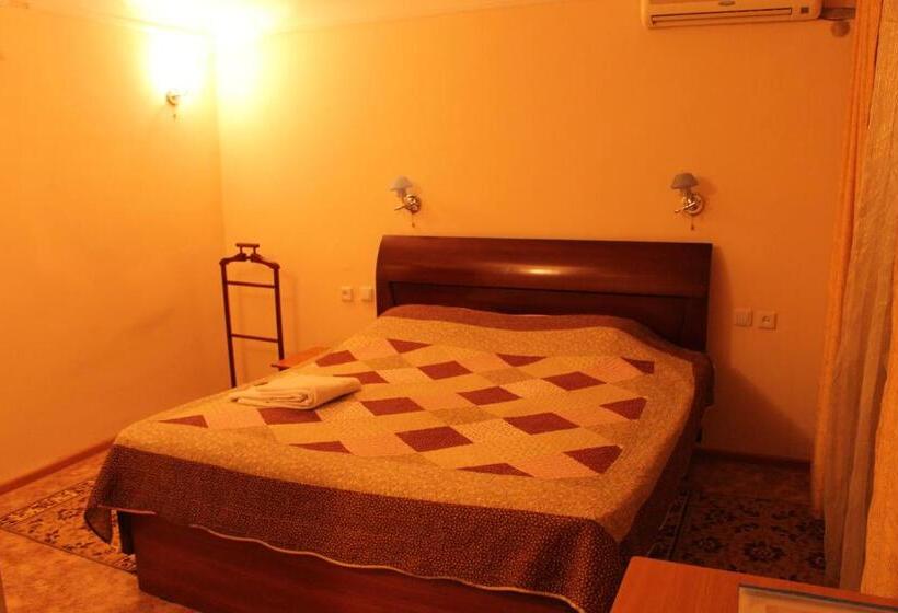 سوییت جونیور, Semey