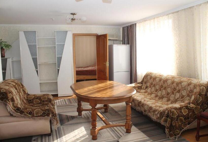 اتاق لوکس, Semey