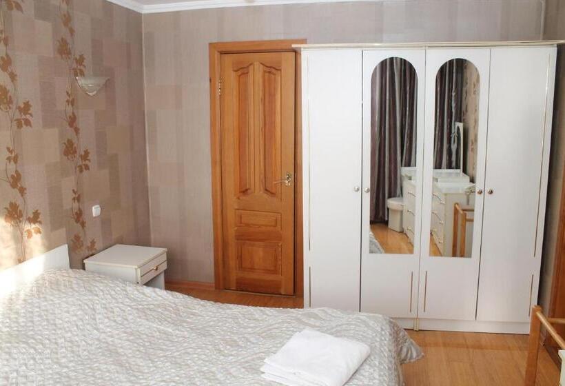 اتاق لوکس, Semey