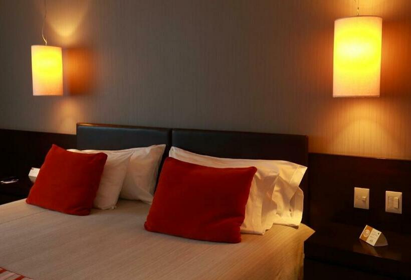 高级大房间, Y Casino Del Rio General Roca