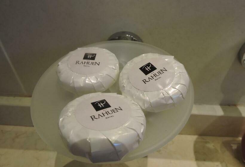 חדר דלוקס לארבעה, Rahuen Hotel/restaurant