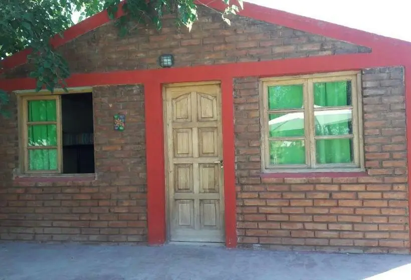 Perhehuone, Samadi Hostel Uspallata