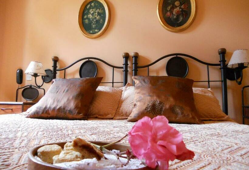 غرفة قياسية, Boutique Villa Art