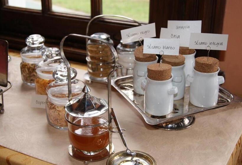 غرفة قياسية, Boutique Villa Art