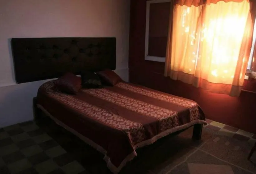 Standard-huone Jaettu Kylpyhuone, Amukan Guest House