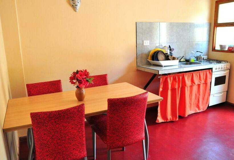 اتاق خانوادگی, Hostal Benjamin