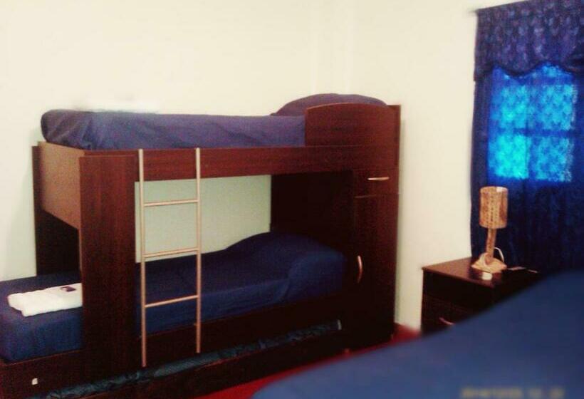 Семейный Номер, Hostal Benjamin